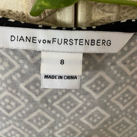 Diane Von Furstenberg black/white sleeveless dress - Picture 4 of 10